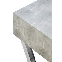 558891