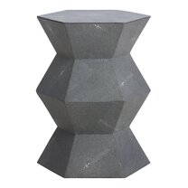 558892