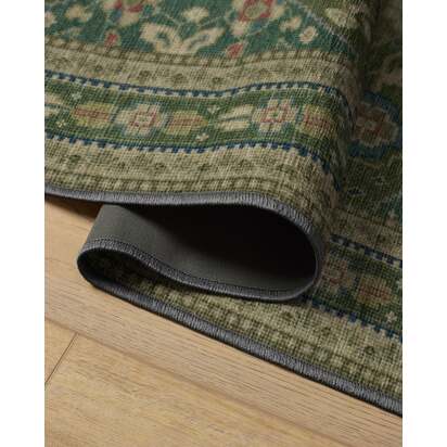 Sybil Green Flatwoven Rug - 200 x 290 cm - Rug + Cushioned Pad System