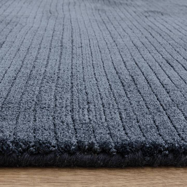 Rowan navy 5.jpg