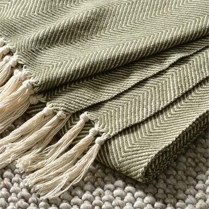 Herringbone Woven Throw Green 140x190cm - Home Accessories - The Cotswold Company